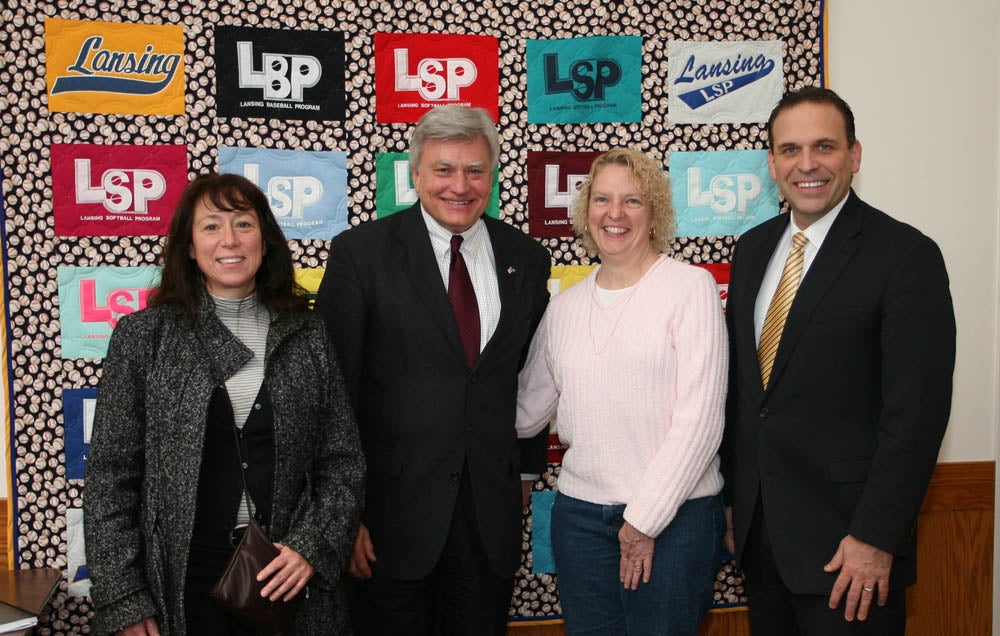 Senator Nozzolio meets with School Officials from Lansing Central